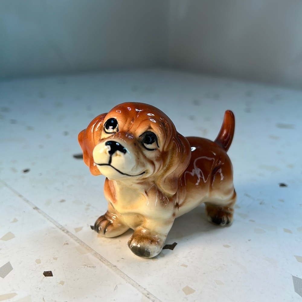 Vintage Kitsch Porcelain Glazed Daschund Weiner Dog Figurine Novelty Decor